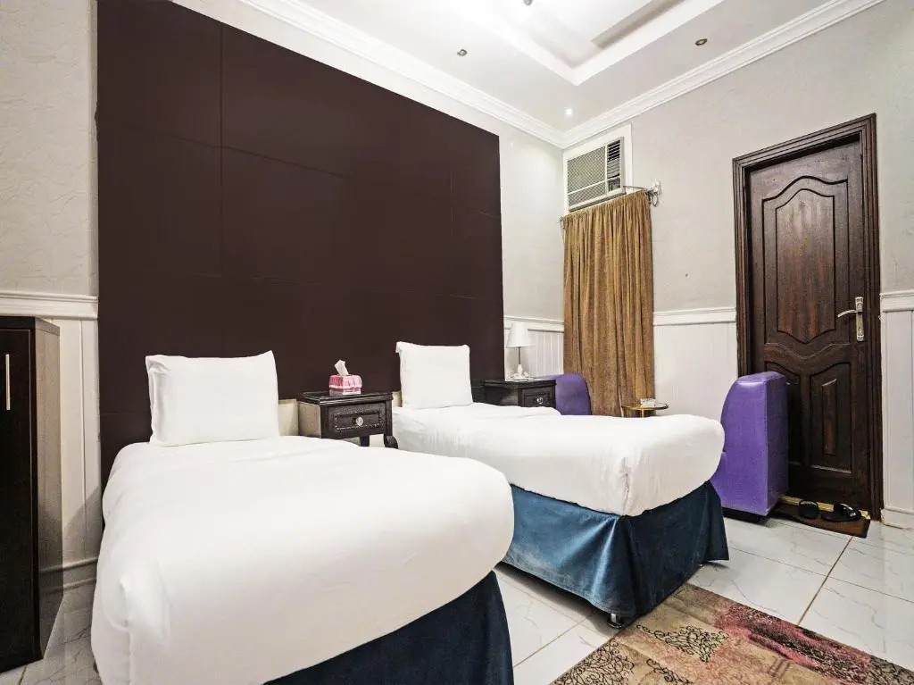 OYO 649 Al Thuraya Palace Apartments