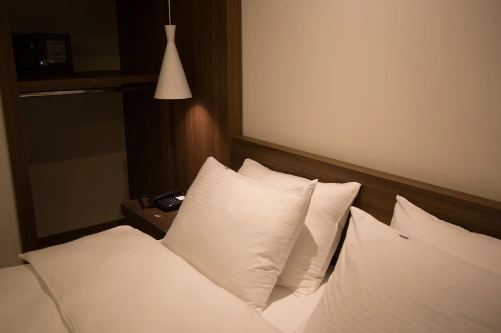 TN & CO Hotel