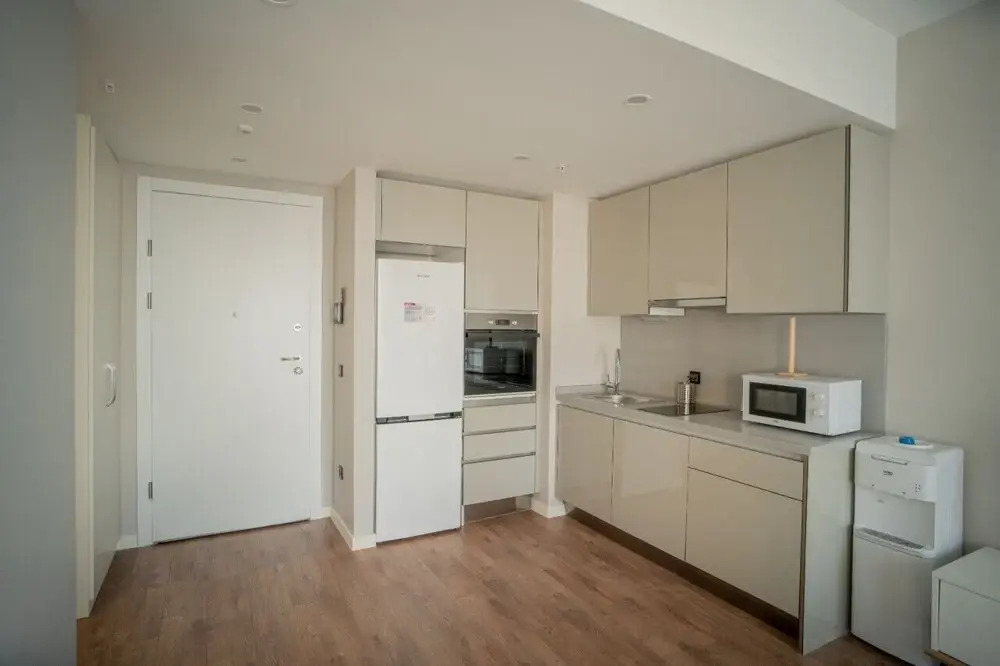 Modern Stylish Apartment - Near Mall of Istanbul