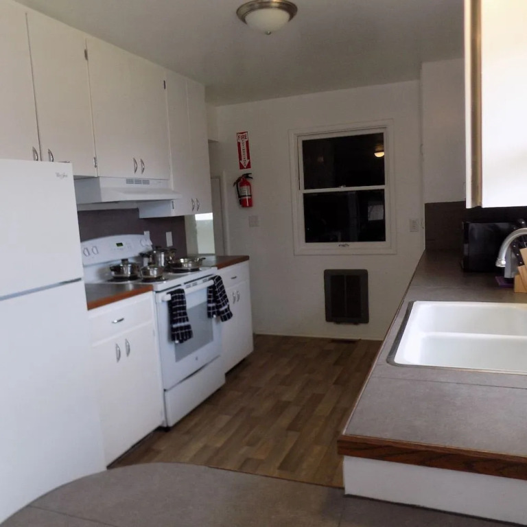 Chewelah Motel and RV Park
