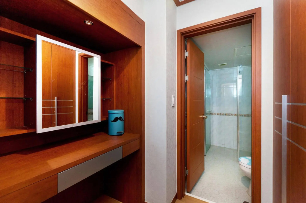 LUCERE - Binny's Guesthouse 'A' type