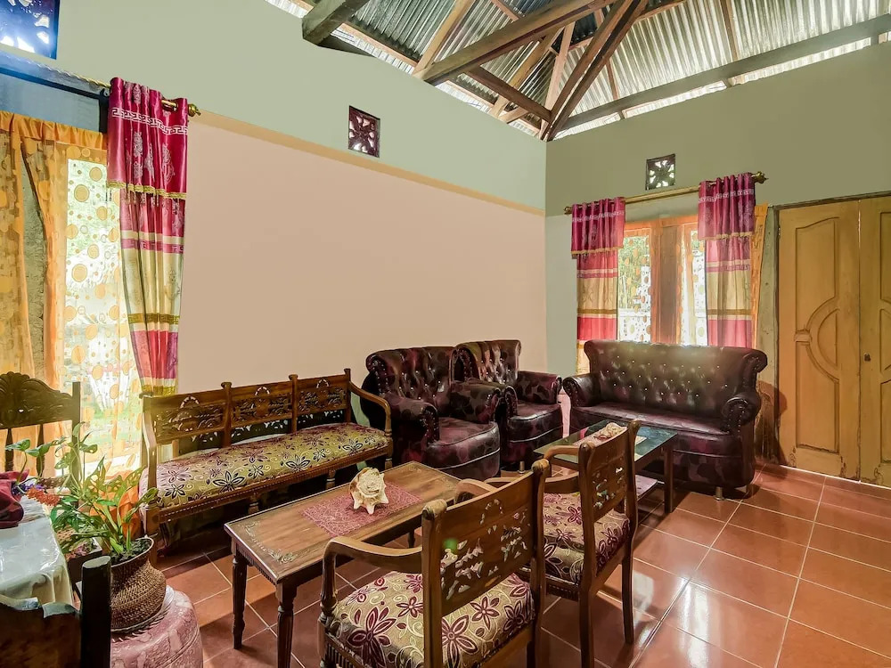 OYO Homes 91118 Homesstay Desa Wisata Budo Near Desa Wisata Budo