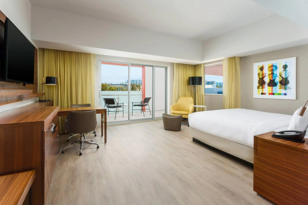 Courtyard by Marriott Santa Monica