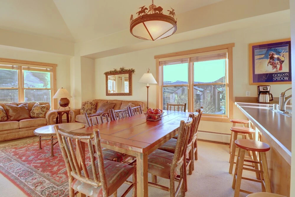 Spacious Copper Springs Condo Surrounded by Beautiful Views - CS431 by Redawning