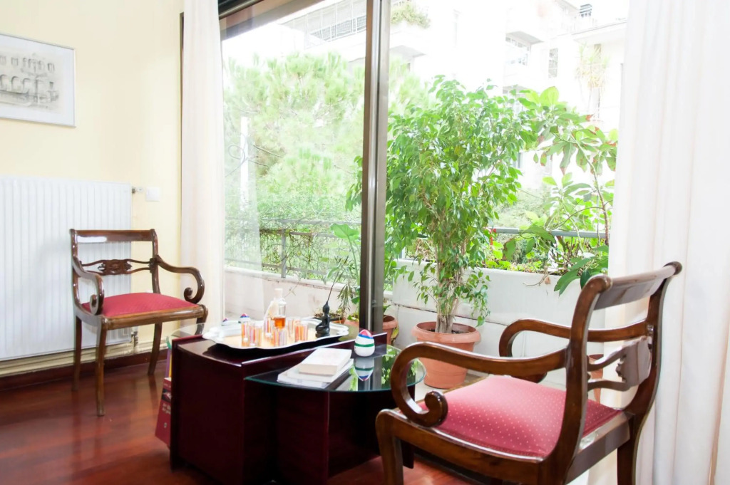 Stephany Apartment