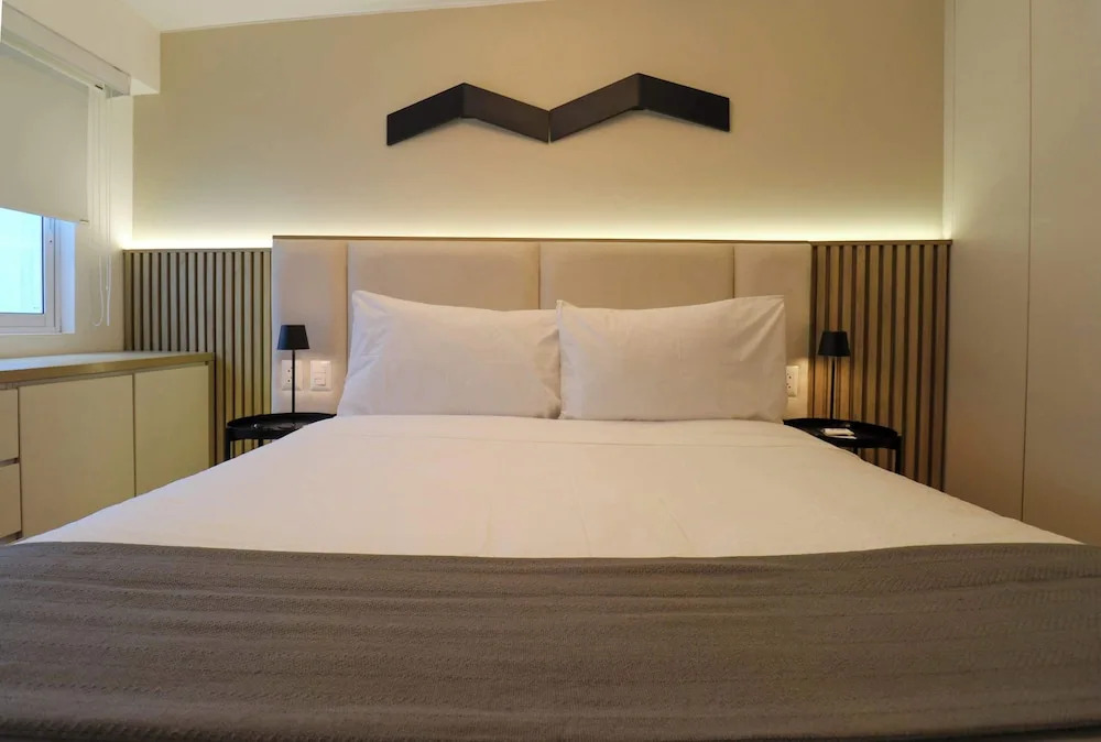 w Deluxe 1BR Duplex in the Heart of Barranco