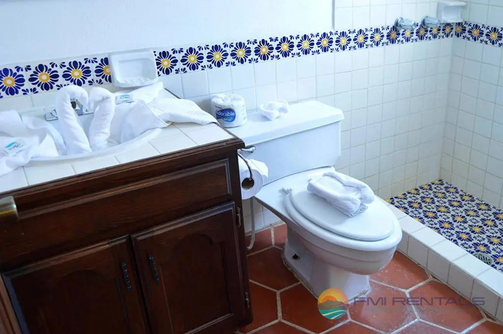Casita Blanca by FMI Rentals