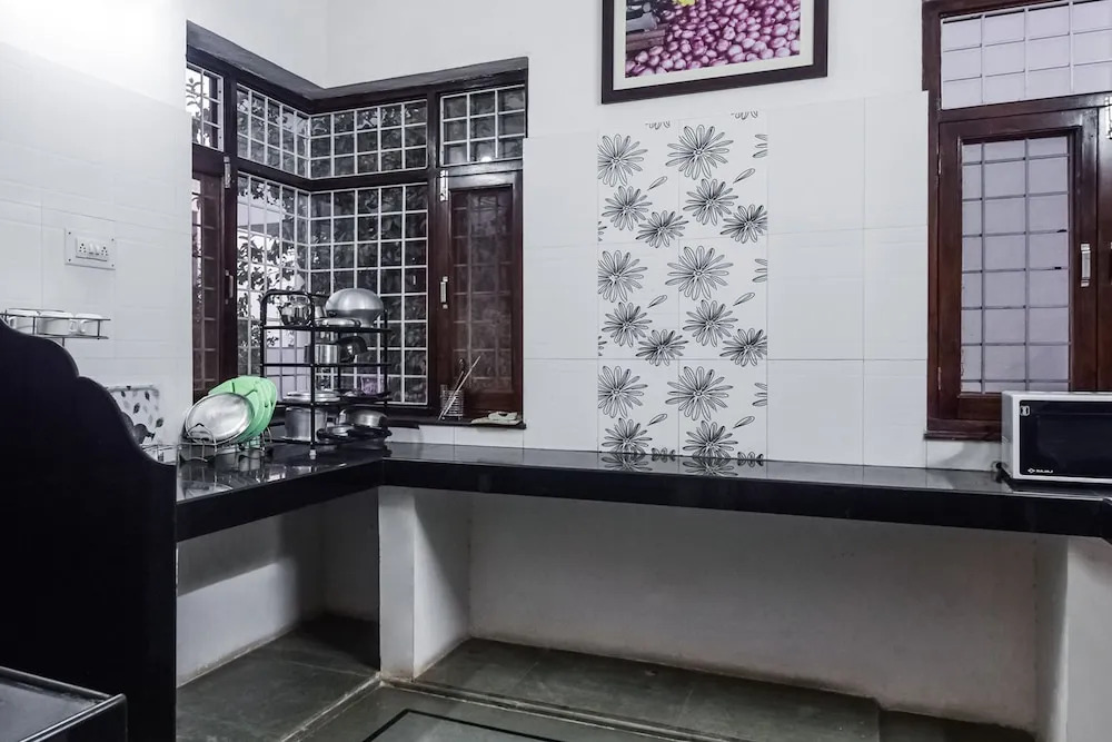 OYO 16855 Home Blissful 2BHK Bedla