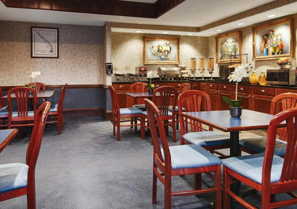 Homestead Lodge Apart Hotel