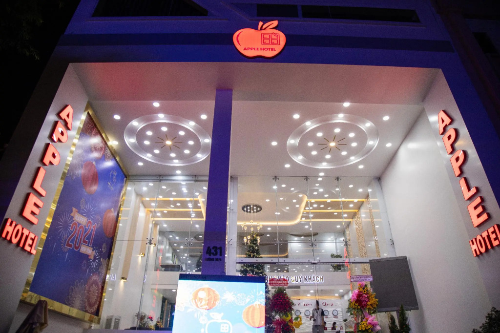 Apple Hotel