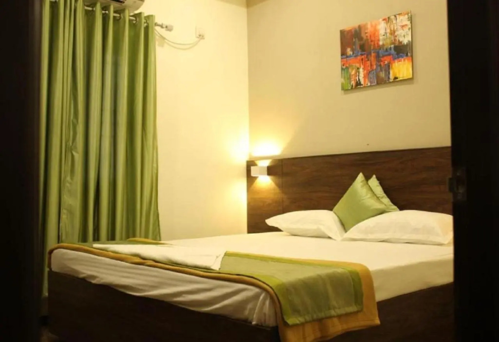 Hotel Grand Gaayatris