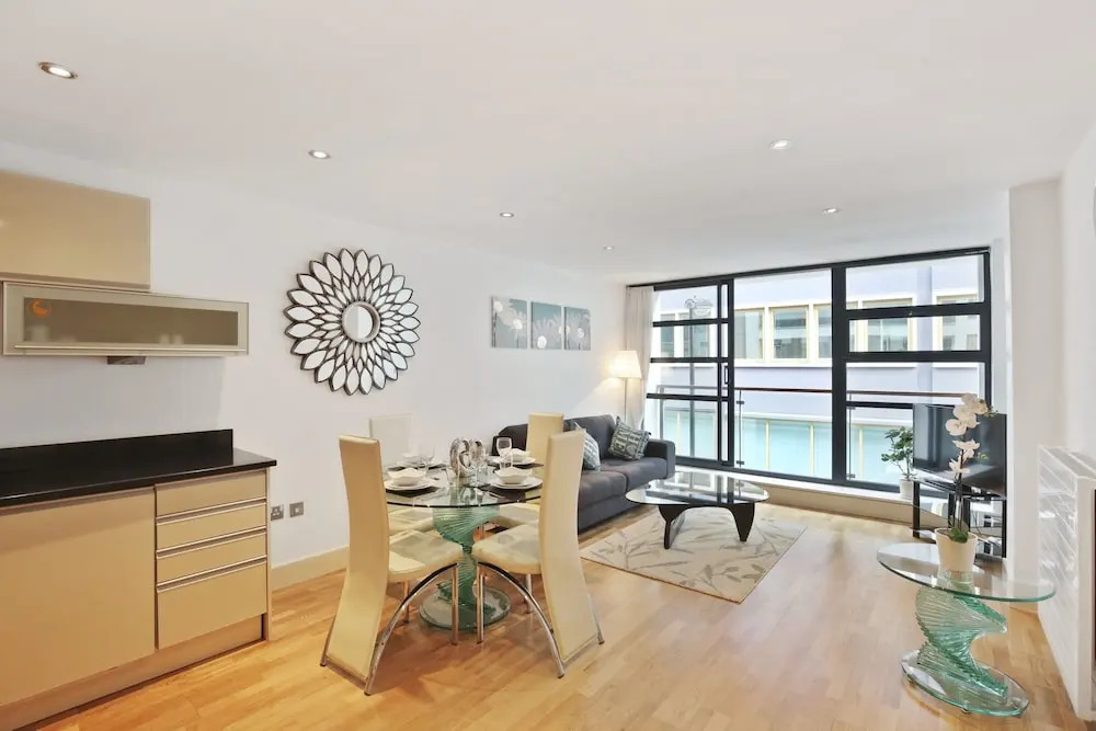 Citadel Apartment Bastwick