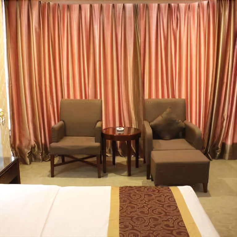 Plaza Garden Hotel