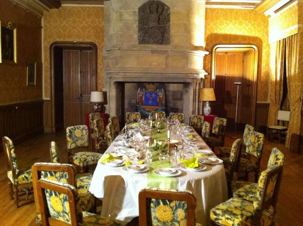 Château de Busset