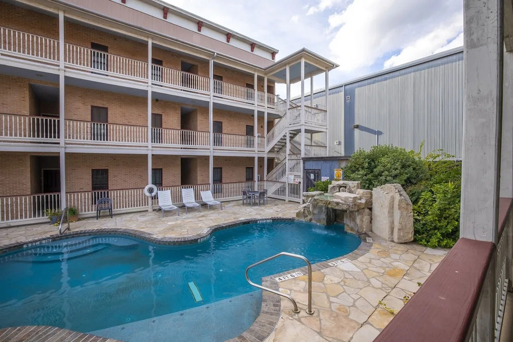 Gruene Getaway 3 Bedroom Condo