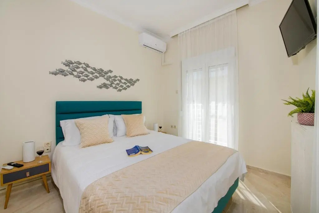 Center Manolia Dream 3 Bedroom Apartment 100m away from the beach