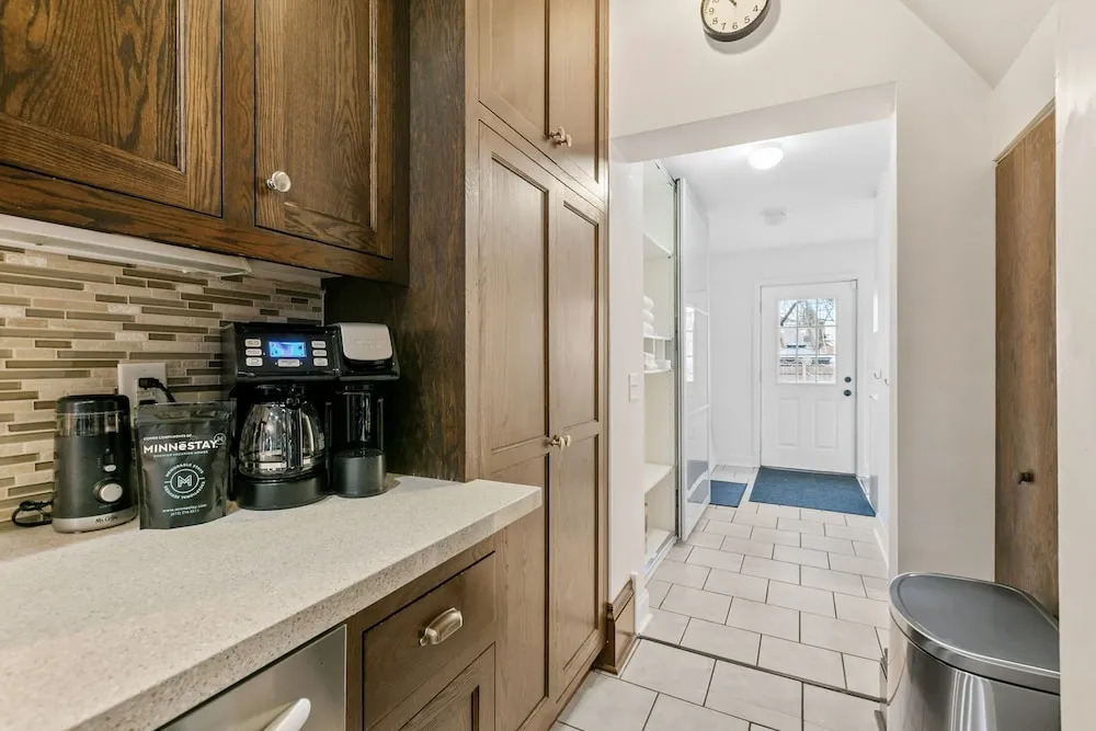 Lyndale Pleasant Getaway