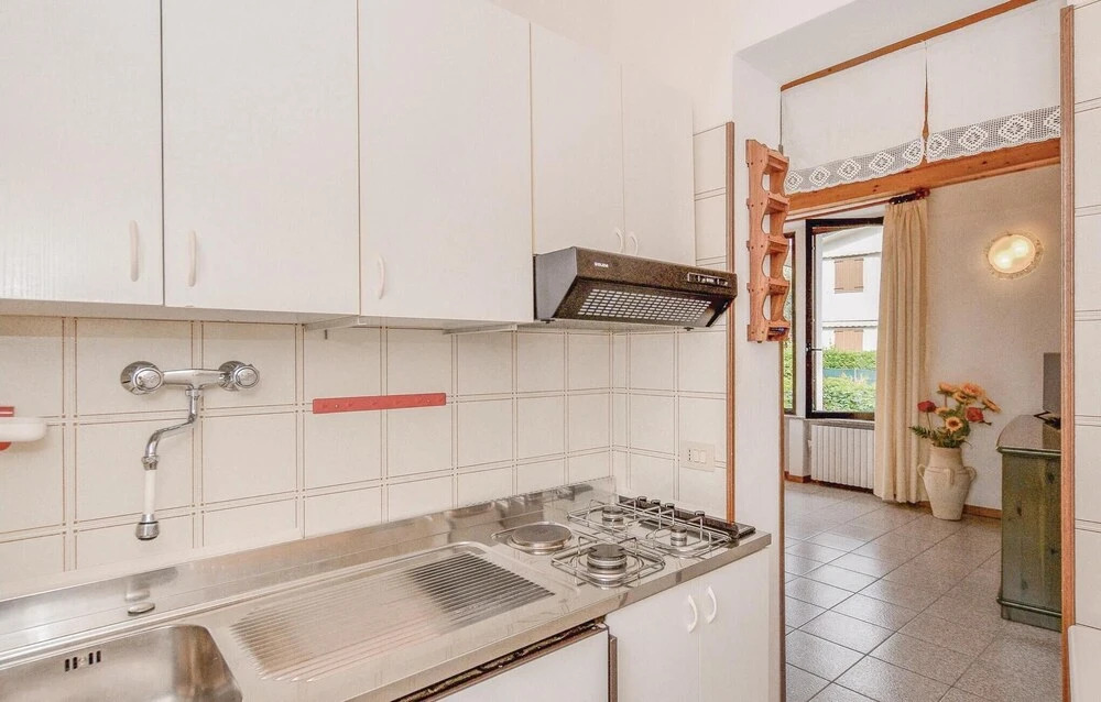 Nice Apartment in Toscolano Maderno With 2 Bedrooms and Wifi