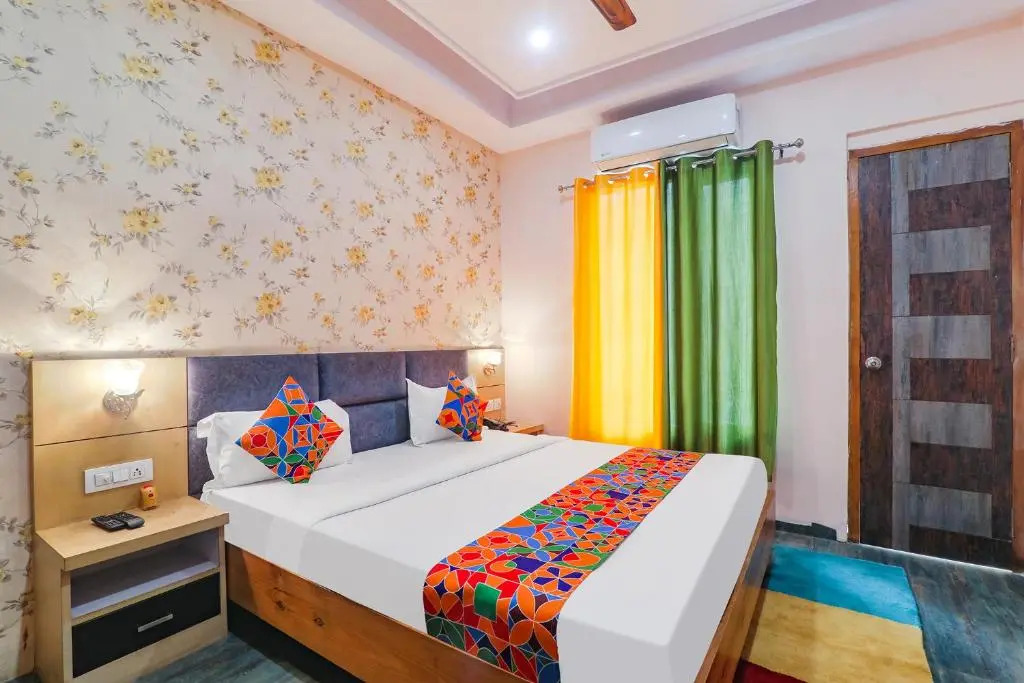 Treebo Shakuntalam, Near Lucknow Airport
