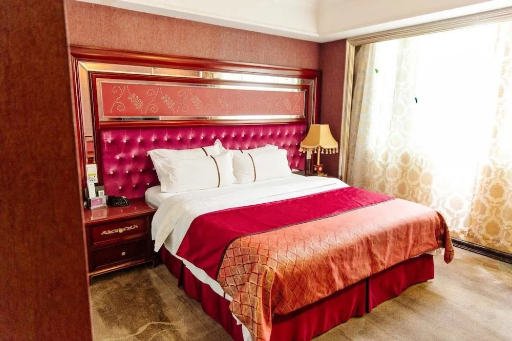 Zhong Ying Holiday Hotel