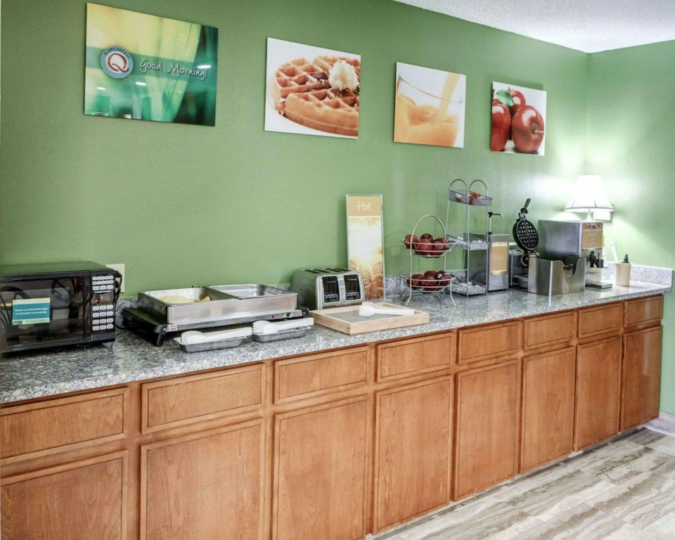 Quality Suites Baton Rouge East - Denham Springs