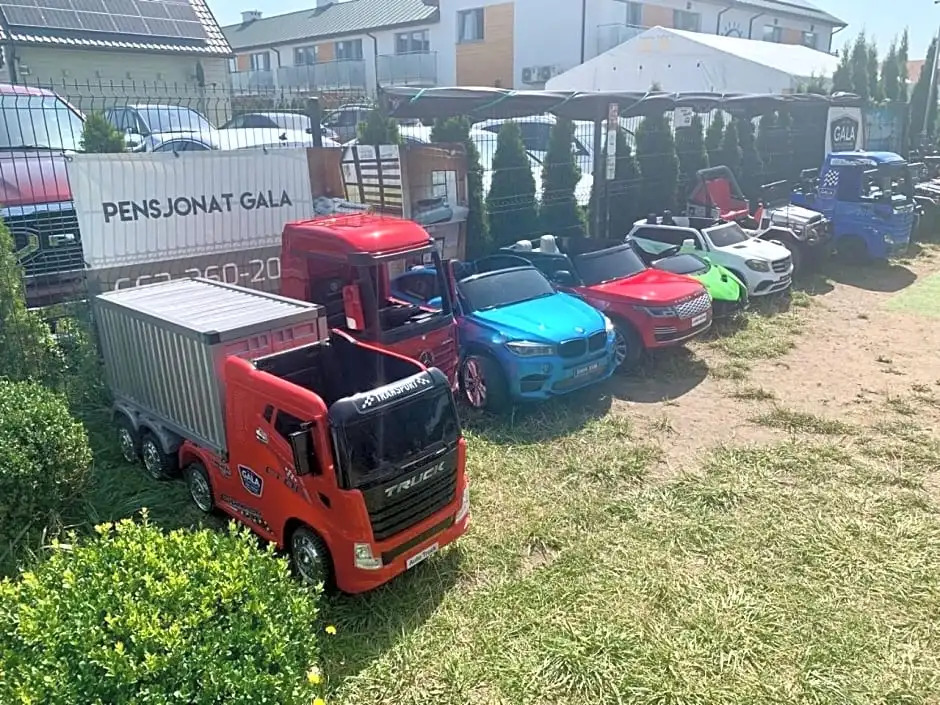 Domki Gala- blisko plaży, basen z podgrzewaną wodą , sauna , parking