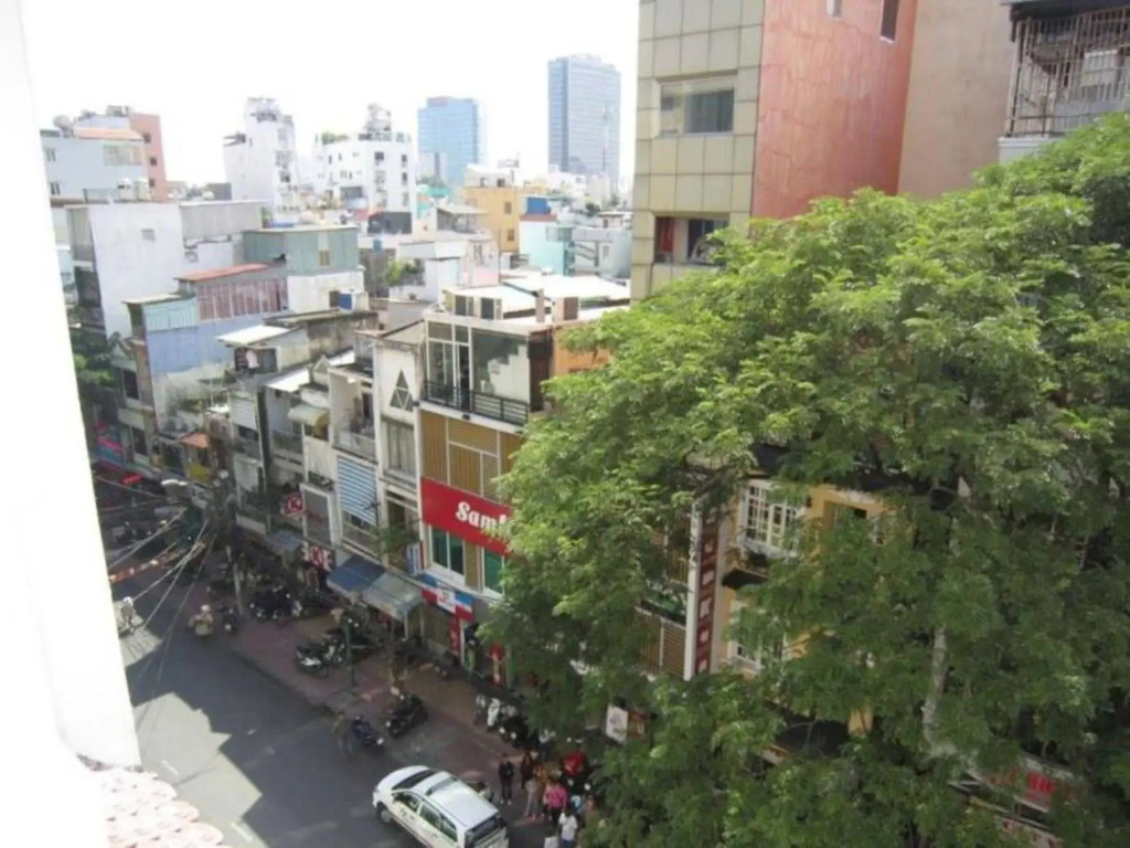 Lucky Star Hotel 266 De Tham