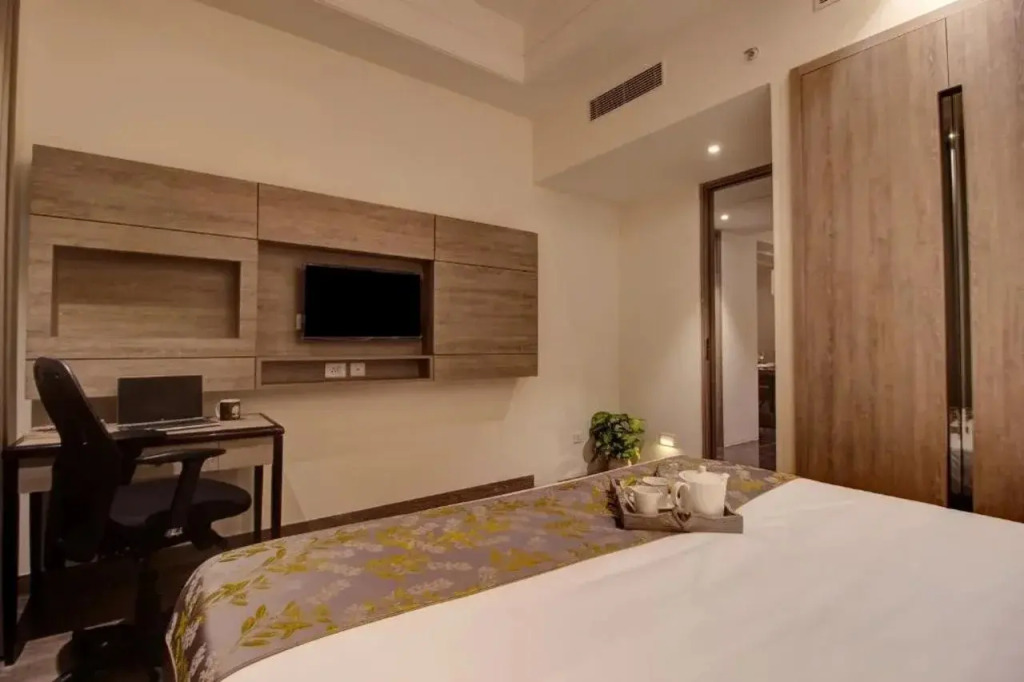 Rhythm Gurugram, Hotel & Suites, Sohna Road, Sector 68