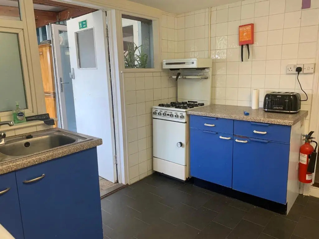 East of Ipswich Bed and Breakfast - Private & Dorm Rooms Suffolk