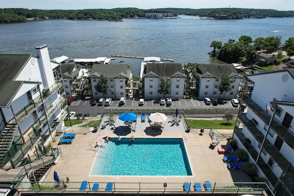Breathtaking Views - Two Pools - Enclosed Balcony
