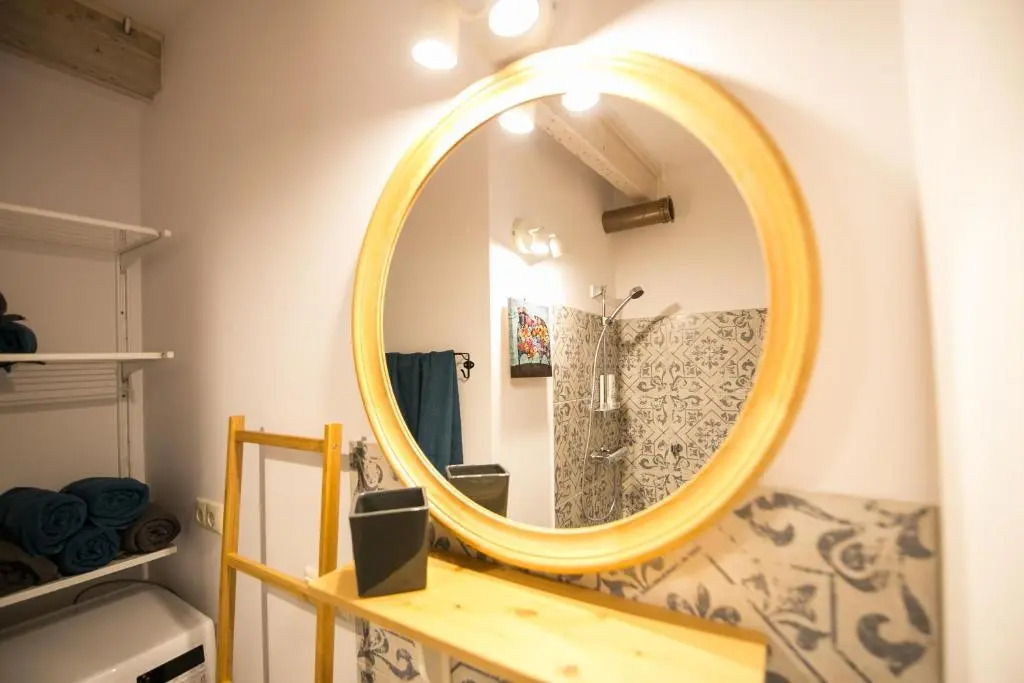 Sunny and compact apartment