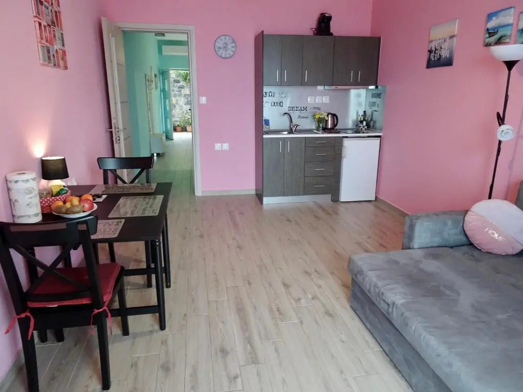 Faros apartment
