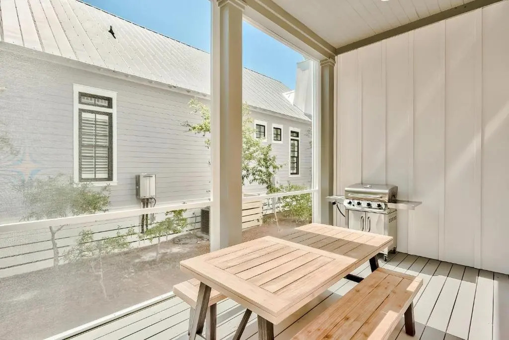Grayton Beach, Brand New House! Walk to beach! Two Pools