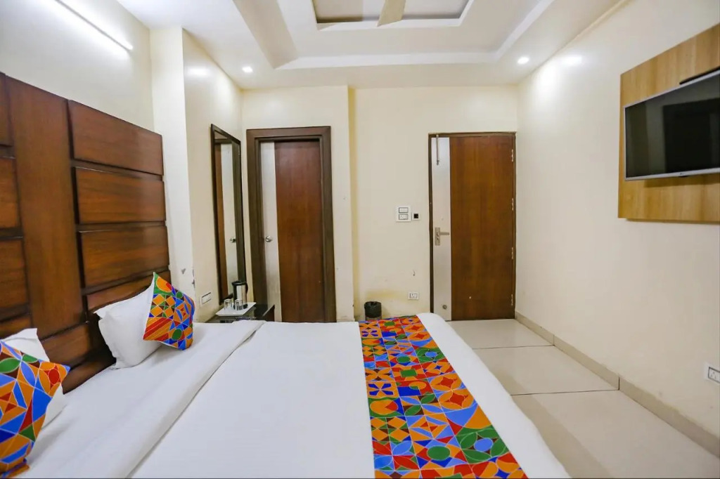 FabHotel Winterline Inn