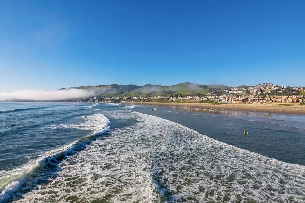 Oceanfront  W/ Direct Beach Access 3 Bedroom Home