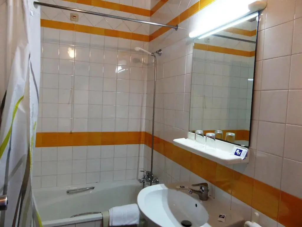 Hotel Luar