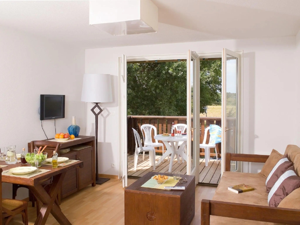Cozy apartment with dishwasher, near the port of Le Teich