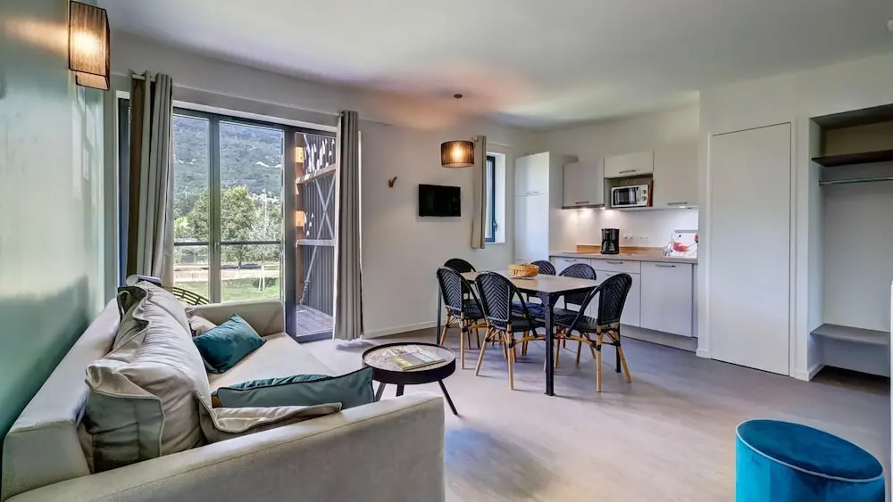 6-person Apartment in Motz
