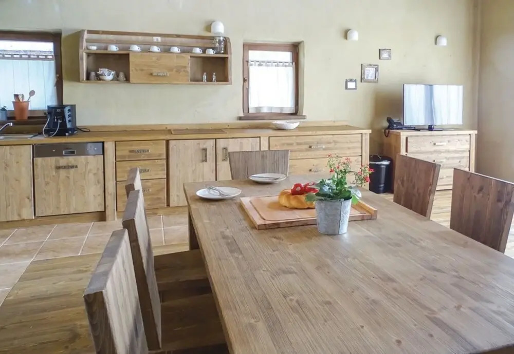 Pannonian Villa 12