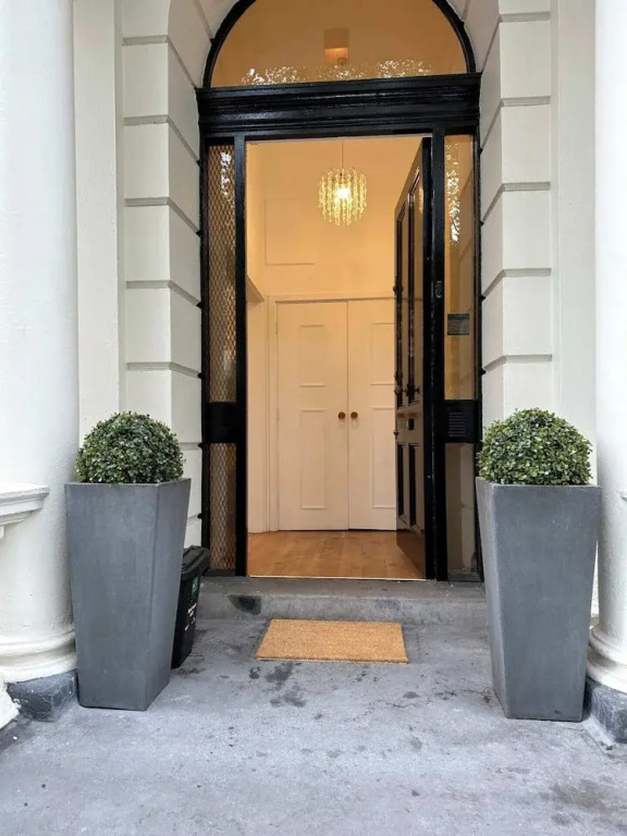 Victorian Charm Maisonette