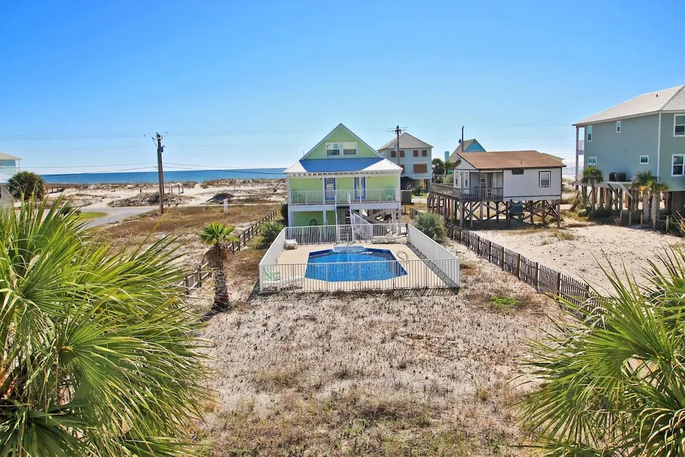 Four Cs 205 By Youngs Suncoast