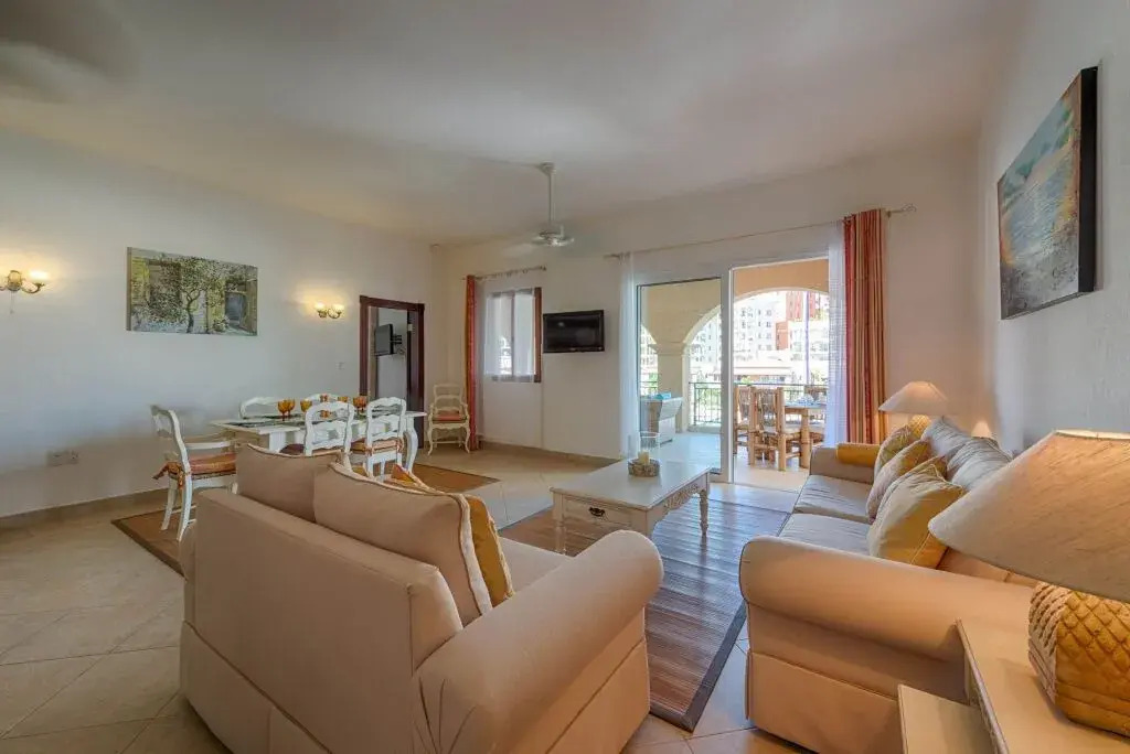 Dream Villa Cupecoy-550