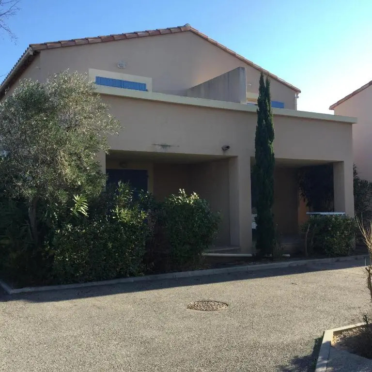 Gîte Climatisé 2 À 4 Personnes, Dans Résidence Vacances Avec Piscine Chauffée, À Mouriès Au Coeur du Parc Naturel Régional Des Alpilles, Ls1-294 Oucean