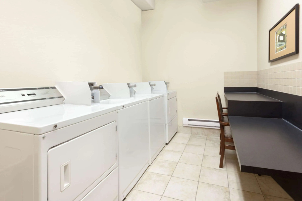 Ramada by Wyndham Weyburn