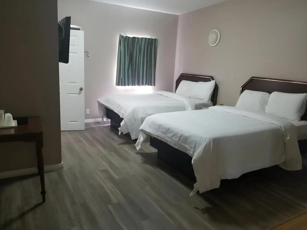 Budget Inn Hollywood