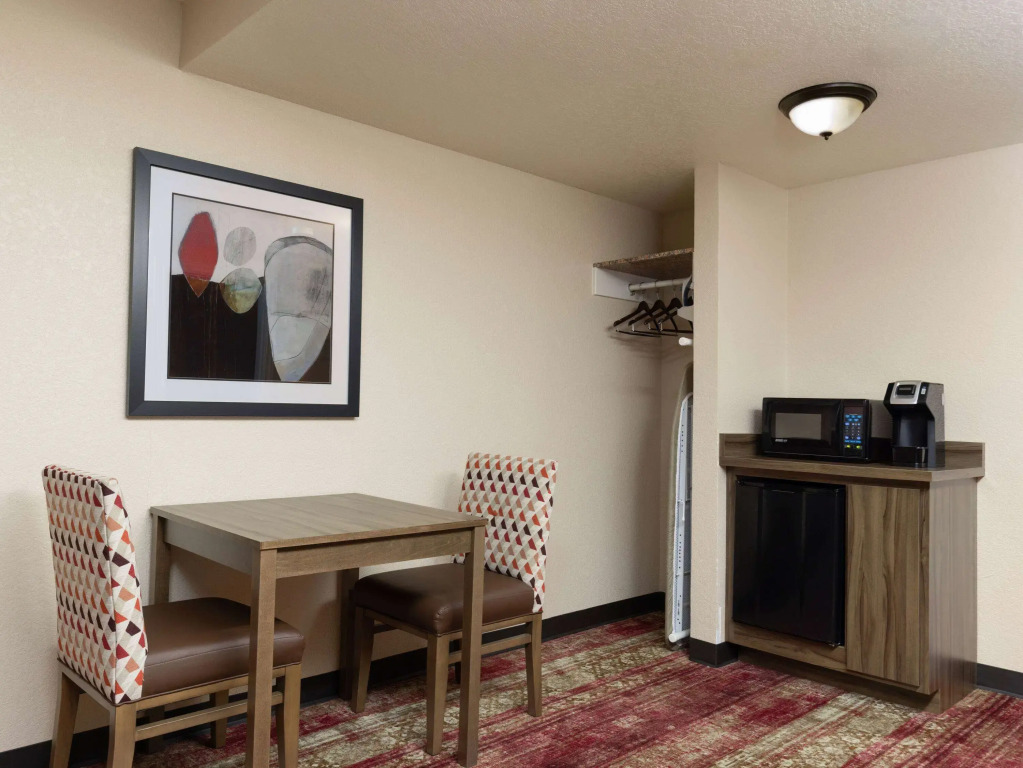 Ramada by Wyndham Elko Hotel at Stockmens Casino