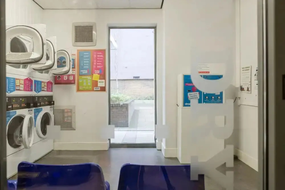 For Students Only - Dashwood Apartments in Central London