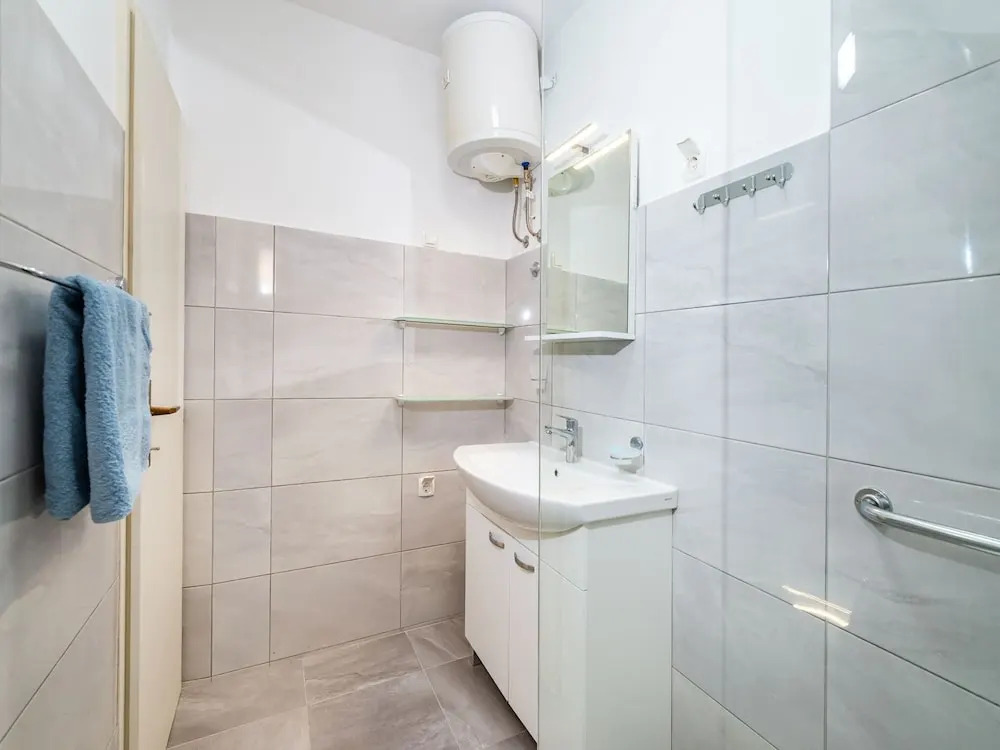 Charming First Floor Apartment With Great Sea View, Near the Beautiful Beach