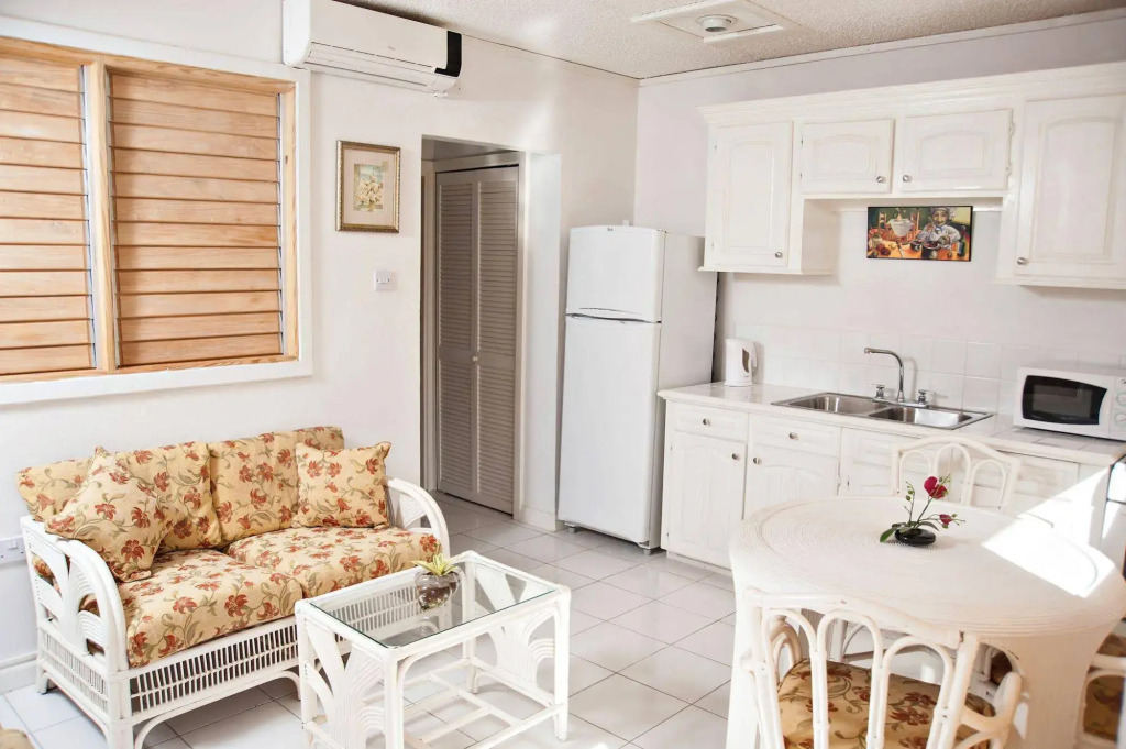 Beachcross Villa Apartments