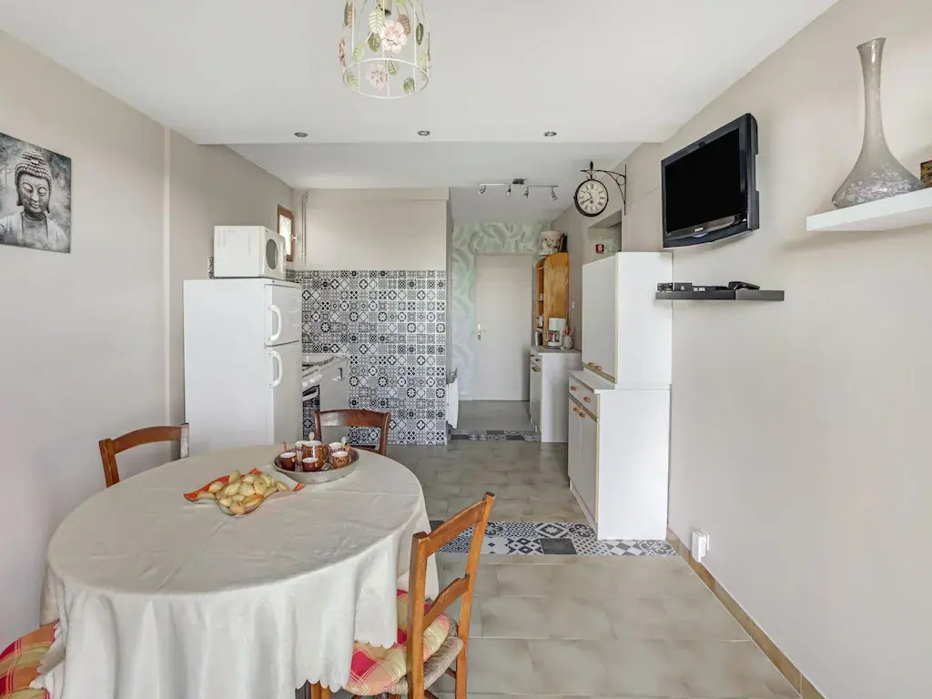 Cozy apartment in Thédirac with a shared swimming pool